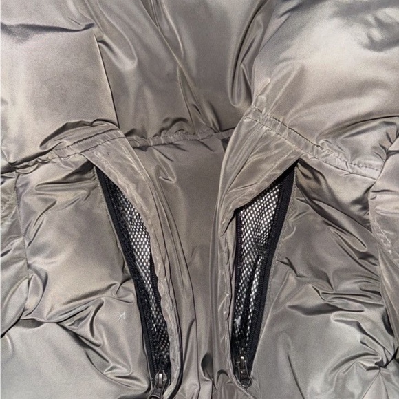 Mackage Original DIXON 2-in-1 Nordic down bomber with natural fur - Picture 12 of 15